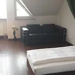 Hotel Domino