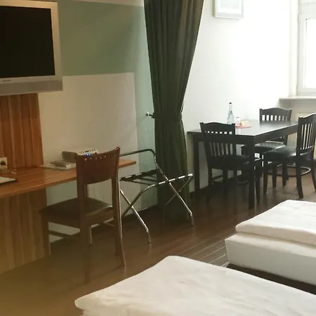 Domino Hotel