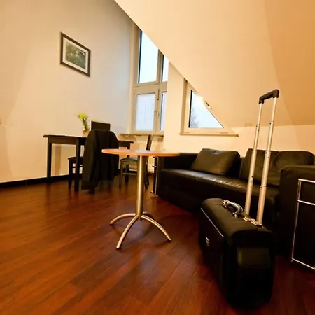 Domino 4* شتوتغارت