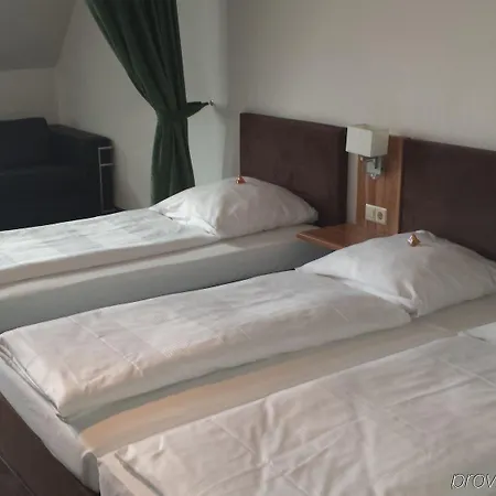 Domino Hotel